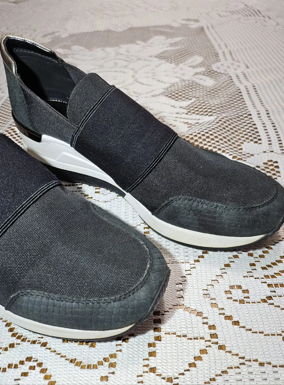 Michael Kors Women’s Size 10 Black Wedge Sneakers Snake Embossed Slip On